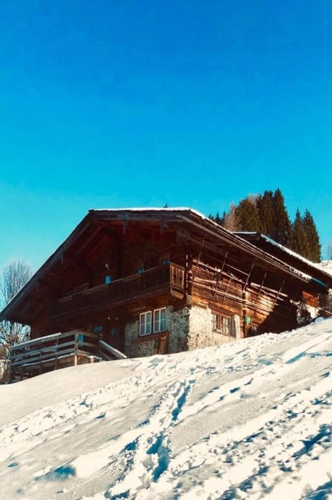 Sky, Snow, Blue, Building, Tree, Slope, House, Wood, Freezing, Mountain Range