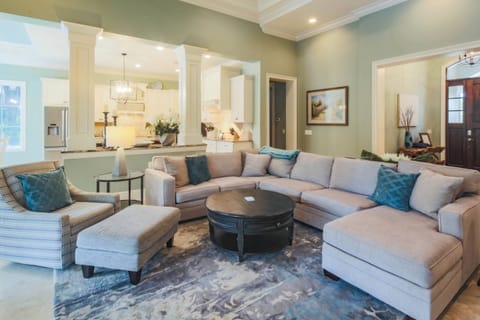 When you enter the front door, you'll find this comfortable living room with spacious seating area.