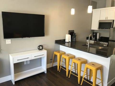 kitchen bar