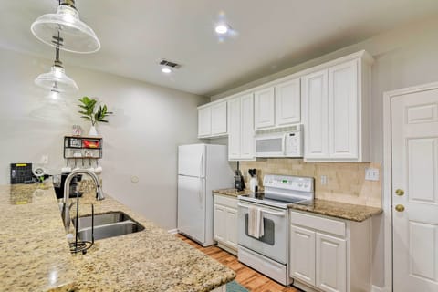 Kitchen | Cooking Basics | 1st Floor