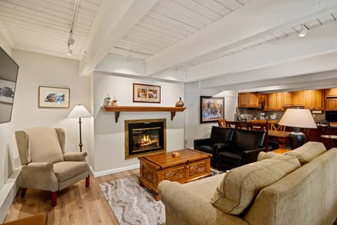 The bright open space offers lots of room for you and your travel companions to enjoy a vacation together.