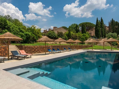 Water, Cloud, Sky, Plant, Property, Swimming Pool, Azure, Building, Tree, Outdoor Furniture