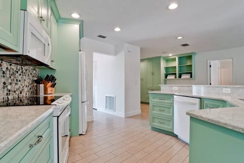 Huge, beautiful kitchen to cook your family meals! It comes with so many things you need to cook a meal! Food not provided.
