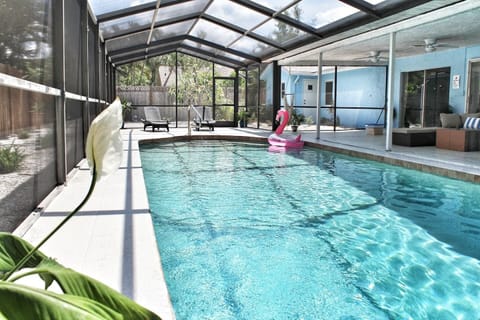 Make a splash and enjoy in our huge pool only in Bradenton, FL, USA