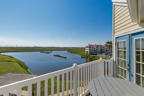 Balcony with a great view of the catch and release pond - perfect space to relax and enjoy the breeze