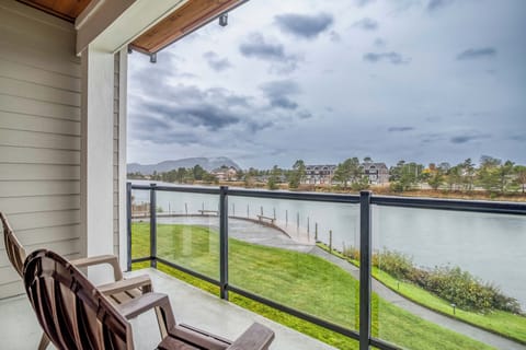 Heron's View-110