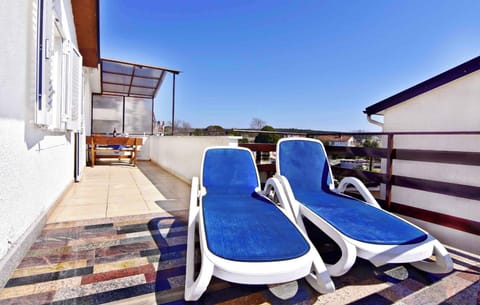 Holiday apartment with large terrace, sea view, near the beach Apartment in Istria County