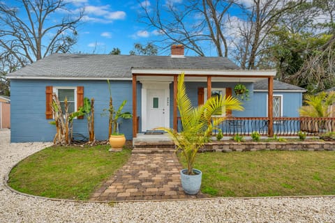 Front of Home With Porch 
