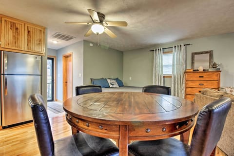 Dining Space | Dishware/Flatware