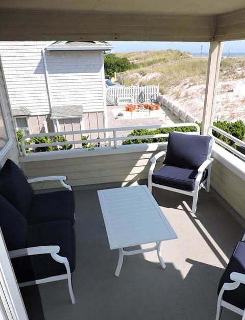 Lower Deck great spot to have morning coffee 