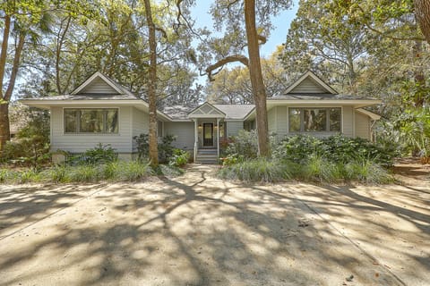 Welcome to 5 Greensward! 