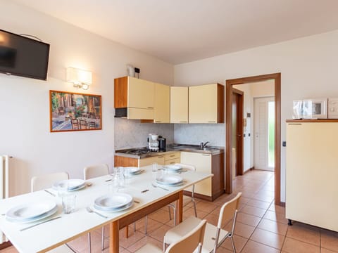 Property, Cabinetry, Furniture, Table, Sink, Wood, Interior Design, Countertop, Flooring