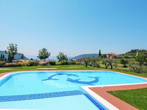Swimming Pool, Property, Resort, Real Estate, Leisure, Vacation, Grass, House, Building, Estate