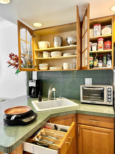 [EQUIPPED KITCHEN]: Stocked w dishes, utensils, coffee, and basic oils & spices!