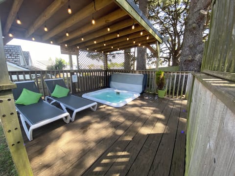 Relax in the private use Feature lit covered Jacuzzi Hot tub
