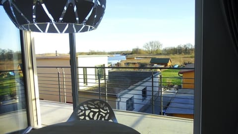 Dining area. Picture 4