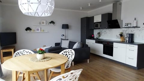 Kitchen area. Picture 5