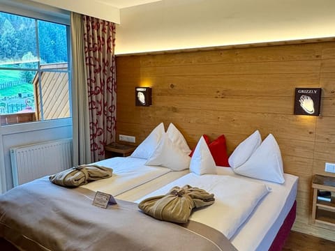 Suite Katschberg - Grizzly Sport & Motorcycle Resort House in Carinthia, Austria