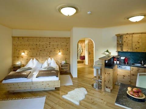 Suite Katschberg - Grizzly Sport & Motorcycle Resort House in Carinthia, Austria