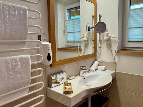 Double living comfort Alpenrose - Grizzly Sport & Motorrad Resort House in Carinthia, Austria