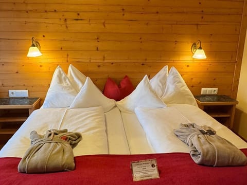Double room gentian - Grizzly Sport & Motorbike Resort House in Carinthia, Austria