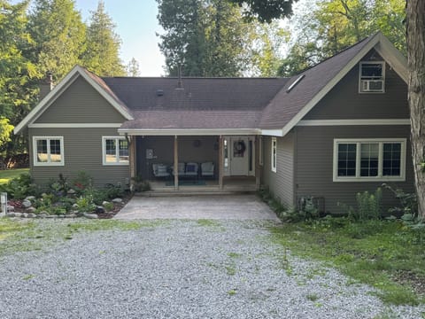 Covered front porch with perennial
garden.