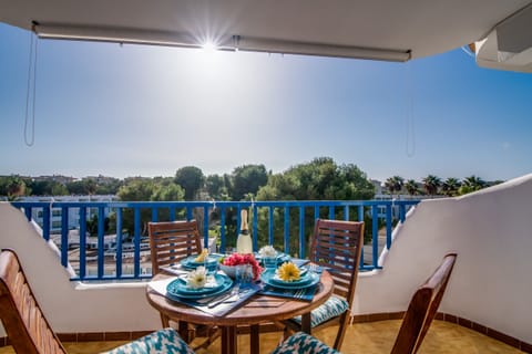 Holidays for 4 in Majorca close to the beach 