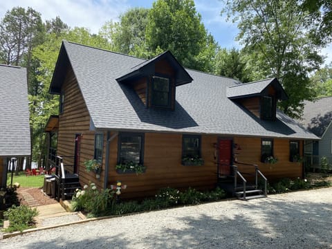 Cedarwood Lake House 