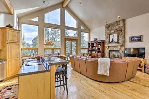 Breckenridge Vacation Rental | 4BR | 3.5BA | 2,290 Sq Ft | Stairs Required