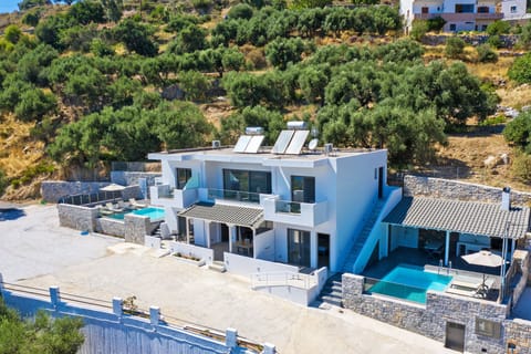 Exterior view  of Spectacular Sea View Villa,Near Taverns & Sandy Beaches