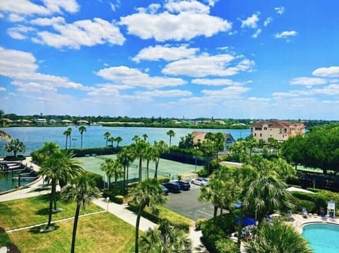 Intercoastal views from every window 