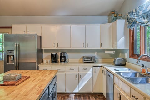 Kitchen small appliances