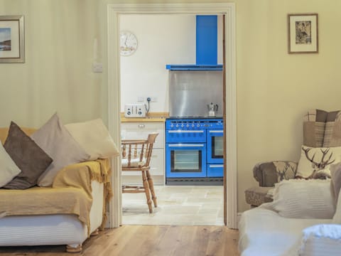 Interior | Pwll Farmhouse, Llanllawddog, near Brechfa