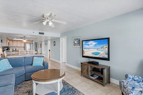JC Resorts Sand Dollar 403 Living Room Indian Shores-4(2048 Pixels)9