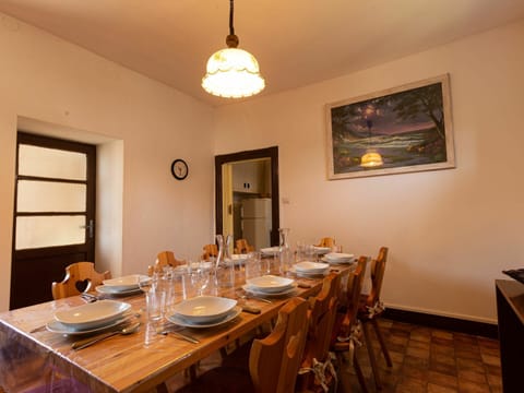 Dining Room, Room, Property, Table, Furniture, Interior Design, Building, Ceiling, Real Estate, Floor