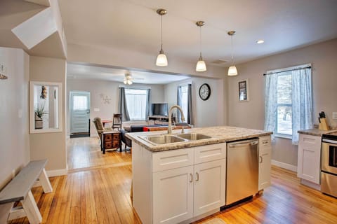 Kitchen | Fully Equipped