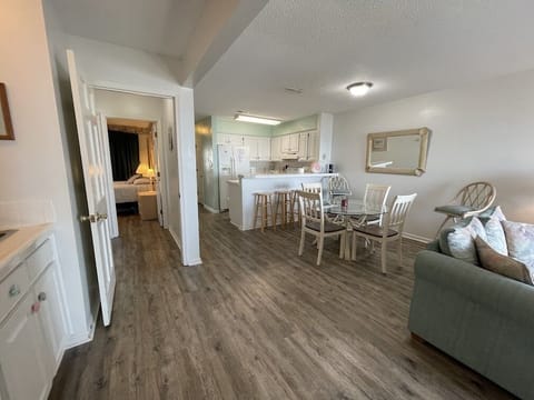 To hall bath and Bedroom 2