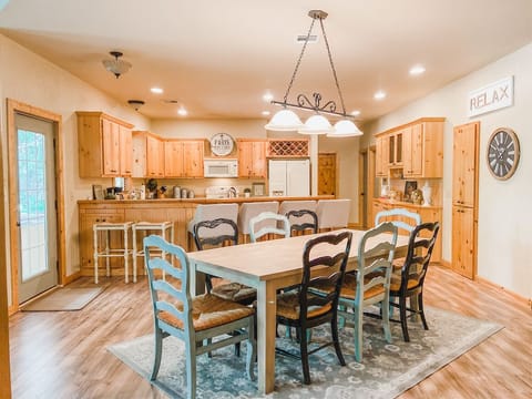 Fully equipped Kitchen for all your cooking needs