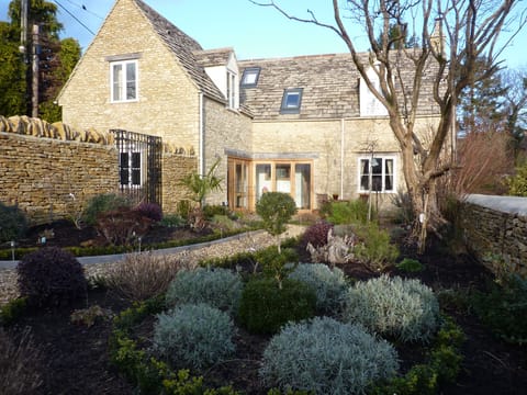 Little Maunditts Cottage