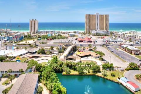 Short walk to the beach.