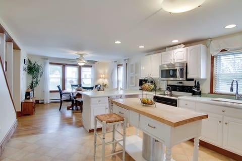 Kitchen | Fully Equipped