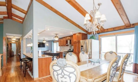 Formal dining room off kitchen