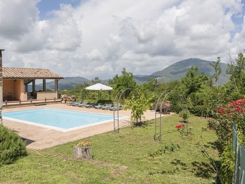 Cloud, Sky, Plant, Building, Swimming Pool, Water, Tree, Land Lot, Window, Leisure