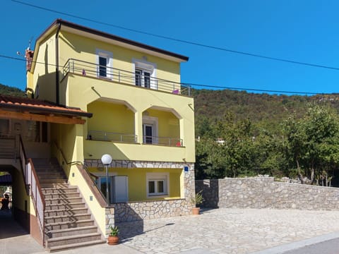 Property, House, Building, Town, Real Estate, Home, Residential Area, Architecture, Neighbourhood, Wall