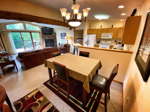 Upper Level Entry View