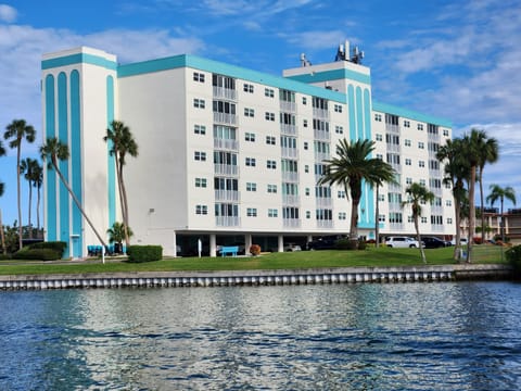 Imperial Point Building VI on the Intracoastal Waterway with amazing water views