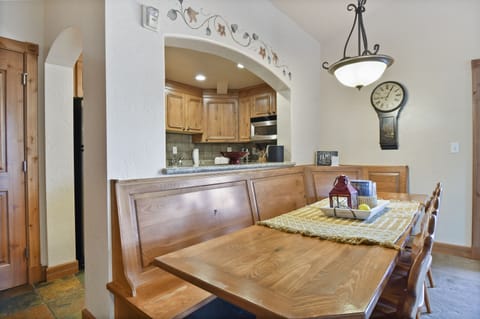 Extra large dinning table great for large dinners and playing games with family and/or friends