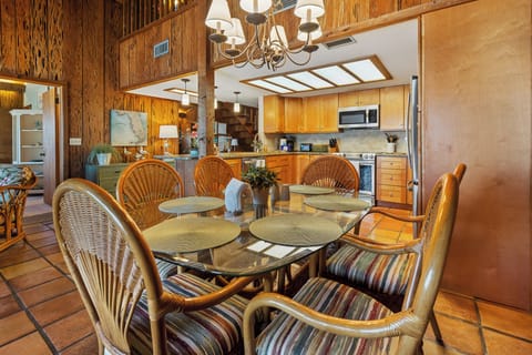 Dining room table with room for 6.