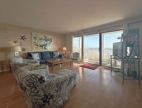 Welcome to Shores of Surfside I 103!