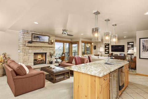 Newly appointed with upscale furnishings, you will love the decor and convenience of this wonderful condo!
